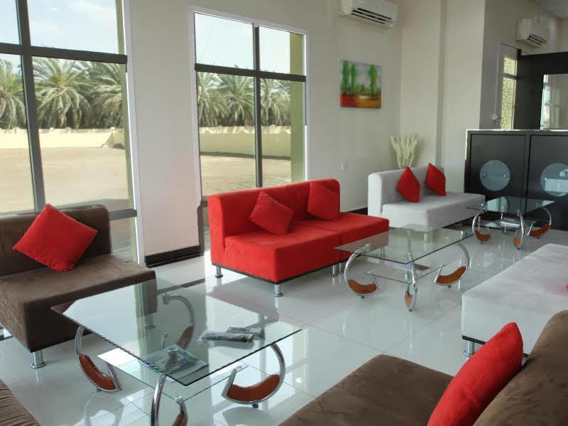 Hotel Al Multaqa *